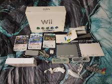 Nintendo Wii Console With Games & Accessories - Photo 2