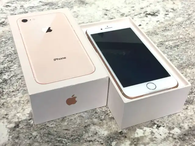 iPhone 8 Gold in Like New Condition Unlocked with case