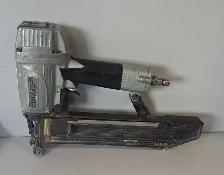 16 GA. 7/16' Hitachi N50088AC2 Stapler (32644464)