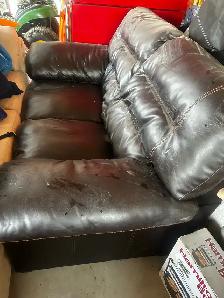 Leather Couch & Loveseat - Photo 7