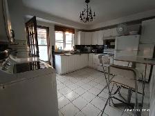 Big room for rent, All included. Close metro Monk, Female only. - Photo 5