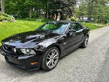 2012 Ford Mustang GT Convertible