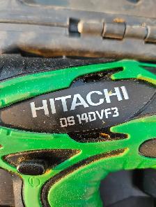 Hitachi Cordless Drill Kit, 14.4 volt, works great. $ 30 - Photo 2