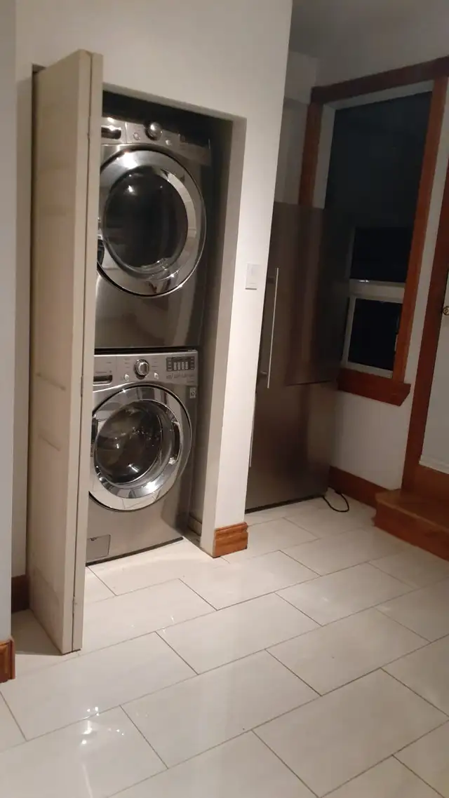 4 1/2 condo for rent or sale/à louer et à vendre