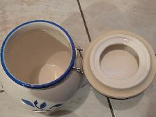 Decorative Ceramic Bowl and Cookie Jar - Photo 4
