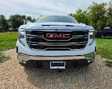 2023 GMC Sierra 1500 SLT 4X4 5.3L /ACCIDENT FREE/FULLY EQUIPPED/ - Photo 6