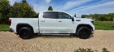 2023 GMC Sierra 1500 SLT 4X4 5.3L /ACCIDENT FREE/FULLY EQUIPPED/ - Photo 11