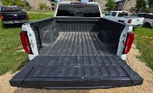 2023 GMC Sierra 1500 SLT 4X4 5.3L /ACCIDENT FREE/FULLY EQUIPPED/ - Photo 13