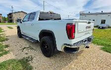 2023 GMC Sierra 1500 SLT 4X4 5.3L /ACCIDENT FREE/FULLY EQUIPPED/ - Photo 16