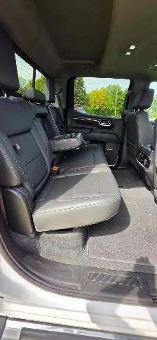 2023 GMC Sierra 1500 SLT 4X4 5.3L /ACCIDENT FREE/FULLY EQUIPPED/ - Photo 30
