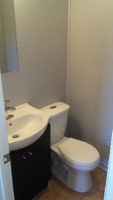Office / Retail Space In Bourget For Lease Rent ! - Photo 5