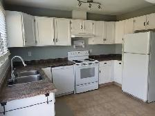 DUPLEX FOR RENT - OCTOBER 1st
