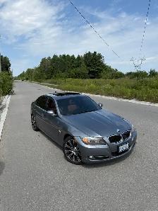 2009 BMW 335i XDrive - Safetied - Low KMS - NO ACCIDENTS