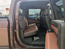 2024 GMC Sierra 3500HD Denali Ultimate 6.6L Diesel/Nav/Sunroof/M - Photo 16