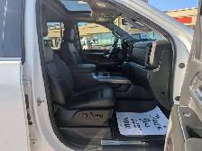 2024 Chevrolet Silverado 3500 LTZ 6.6L GAS/Touch Nav/Sunroof/Cam - Photo 16