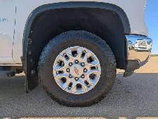 2024 Chevrolet Silverado 3500 LTZ 6.6L GAS/Touch Nav/Sunroof/Cam - Photo 17