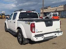 2019 Nissan Frontier PRO-4X 4.0L/Gas/Touch Nav/Sunroof/Camera - Photo 10