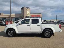 2019 Nissan Frontier PRO-4X 4.0L/Gas/Touch Nav/Sunroof/Camera - Photo 11
