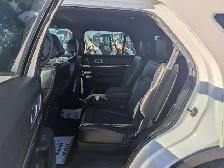 2017 Ford Explorer Limited 3.5L/Touch Nav/Backup Camera/Heated S - Photo 13