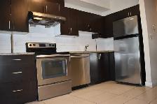 4 Bedroom Townhouse Near Skytrain Station for Rent - Photo 7