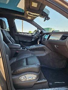 2016 Porsche Macan Turbo 3.6L V6 Twin Turbo AWD - Photo 8