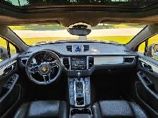 2016 Porsche Macan Turbo 3.6L V6 Twin Turbo AWD - Photo 9