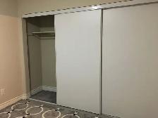 LARGE FURNISHED MASTER BEDROOM WITH PRIVATE ENSUITE WASHROOM - Photo 4