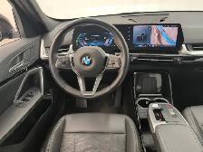 2025 BMW X1 - Photo 14