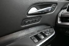 2024 Cadillac XT4 Premium Luxury HUD, Leather, Sunroof, Premium - Photo 9