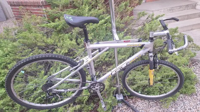 GT Avalance Allterra Competition