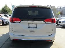 2017 Chrysler Pacifica 4dr Wgn Limited |Pano. Double Sunroof | L - Photo 6