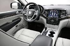 2020 Jeep Grand Cherokee Summit Call 902-466-9550 Leather, Panor - Photo 31