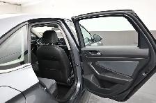 2025 Volkswagen Jetta Comfortline Call 902-466-9550 Apple CarPla - Photo 27
