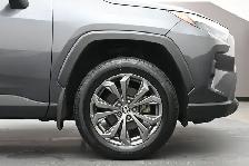 2023 Toyota RAV4 Hybrid XLE AWD, HEATED SEATS, BACKUP CAMERA & M - Photo 33