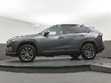 2023 Toyota RAV4 Hybrid XLE AWD, HEATED SEATS, BACKUP CAMERA & M - Photo 46