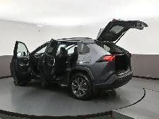 2023 Toyota RAV4 Hybrid XLE AWD, HEATED SEATS, BACKUP CAMERA & M - Photo 62