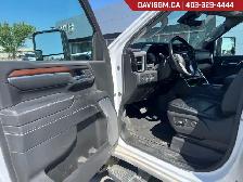 2025 GMC Sierra 3500HD - Photo 10