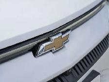 2026 Chevrolet Equinox EV - Photo 8