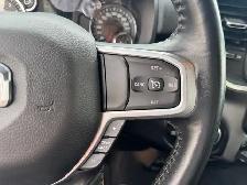 2024 Ram 3500 BIG HORN / 6.4L GAS / LEVEL 1 PKG / NO ACCIDENTS - Photo 14