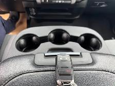 2024 Ram 3500 BIG HORN / 6.4L GAS / LEVEL 1 PKG / NO ACCIDENTS - Photo 17