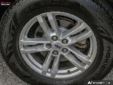2020 Ford Explorer XLT 4WD | LEATHER | LOADED | NO ACCIDENTS - Photo 6