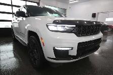 2023 Jeep Grand Cherokee SUMMIT / RESERVE / HIGH ALTITUDE / 4X4 - Photo 8