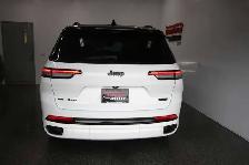 2023 Jeep Grand Cherokee SUMMIT / RESERVE / HIGH ALTITUDE / 4X4 - Photo 10