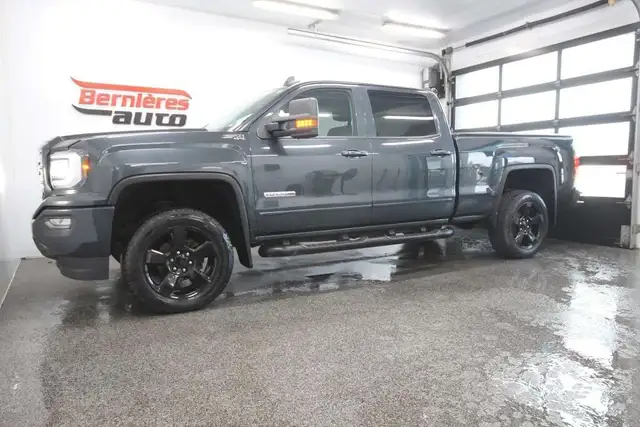 2018 GMC Sierra 1500 ELEVATION / Z71 / CREW CAB / 5.3L / 4X4