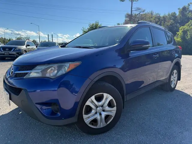 2015 TOYOTA RAV4 LE | AWD | 1 OWNER | CLEAN CARFAX