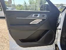 2026 Ford Explorer ST - Photo 5