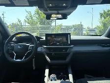 2026 Ford Explorer ST - Photo 20