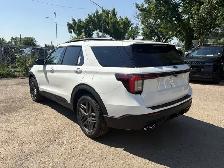2026 Ford Explorer ST - Photo 23