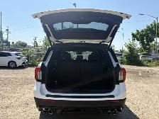 2026 Ford Explorer ST - Photo 25