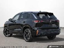 2026 Volkswagen Tiguan Highline Turbo R-Line | IN STOCK - Photo 4